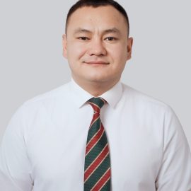 Айнабек Макашев (руководитель операционного блока)